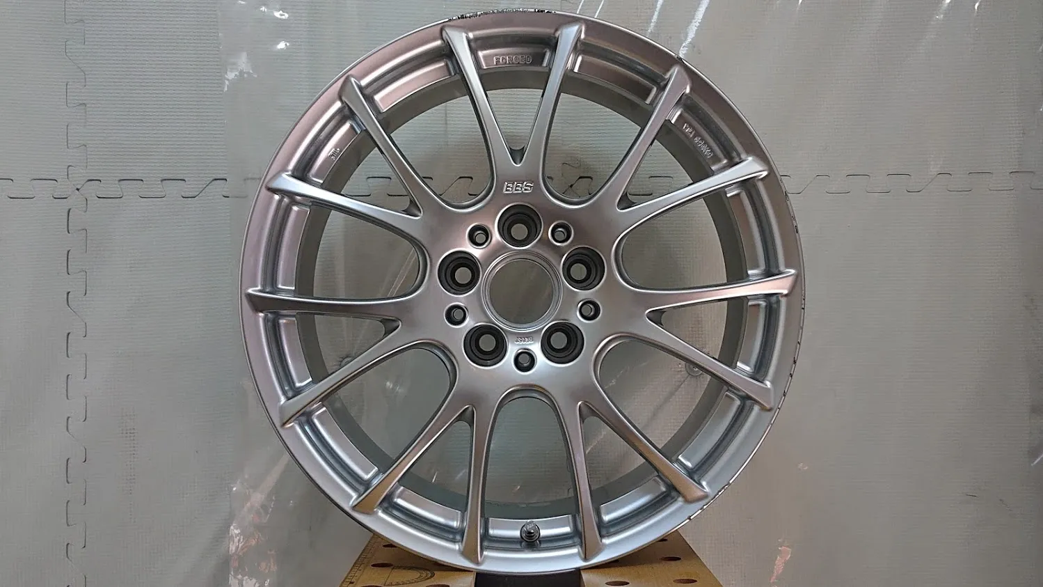 BBSホイールシルバー施工全体 施工前
